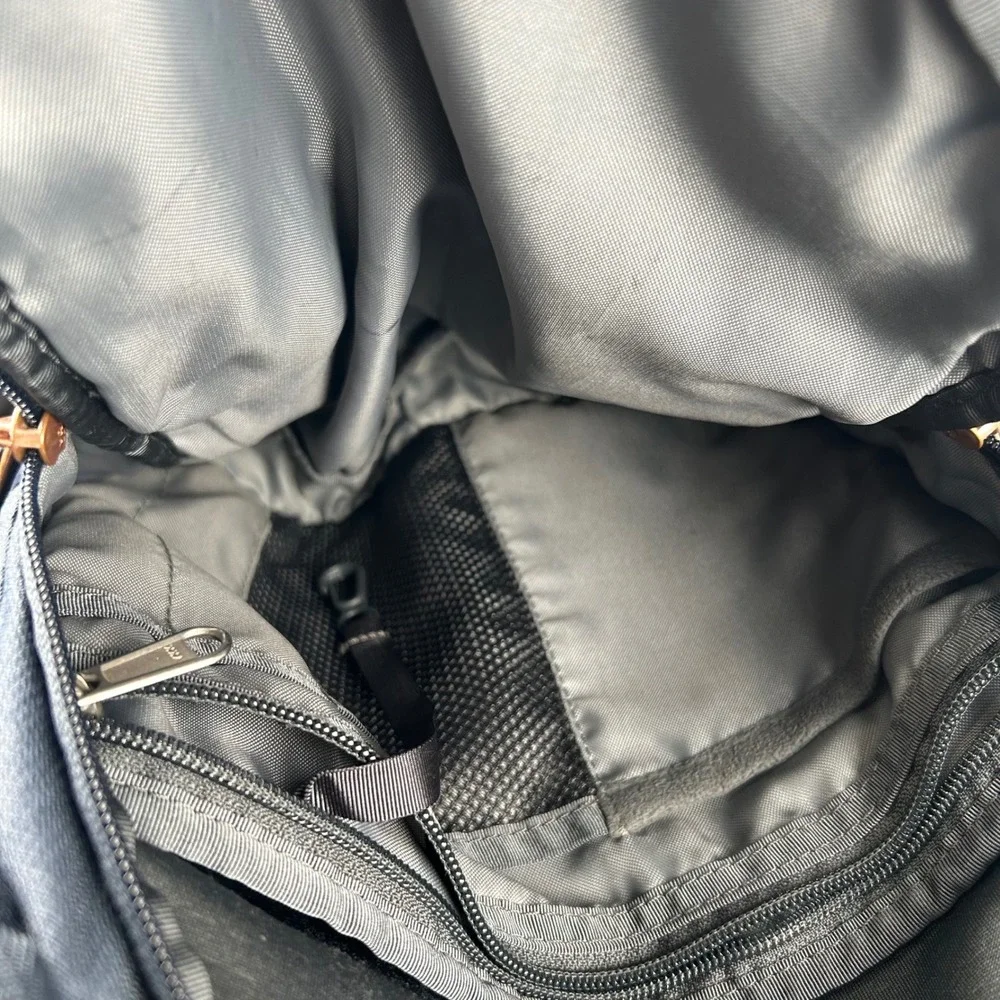 The North Face please see